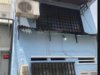 Bán nhà mặt phố 555, duy tân, 3,85 tỷ, 18m2, 2pn, 2wc