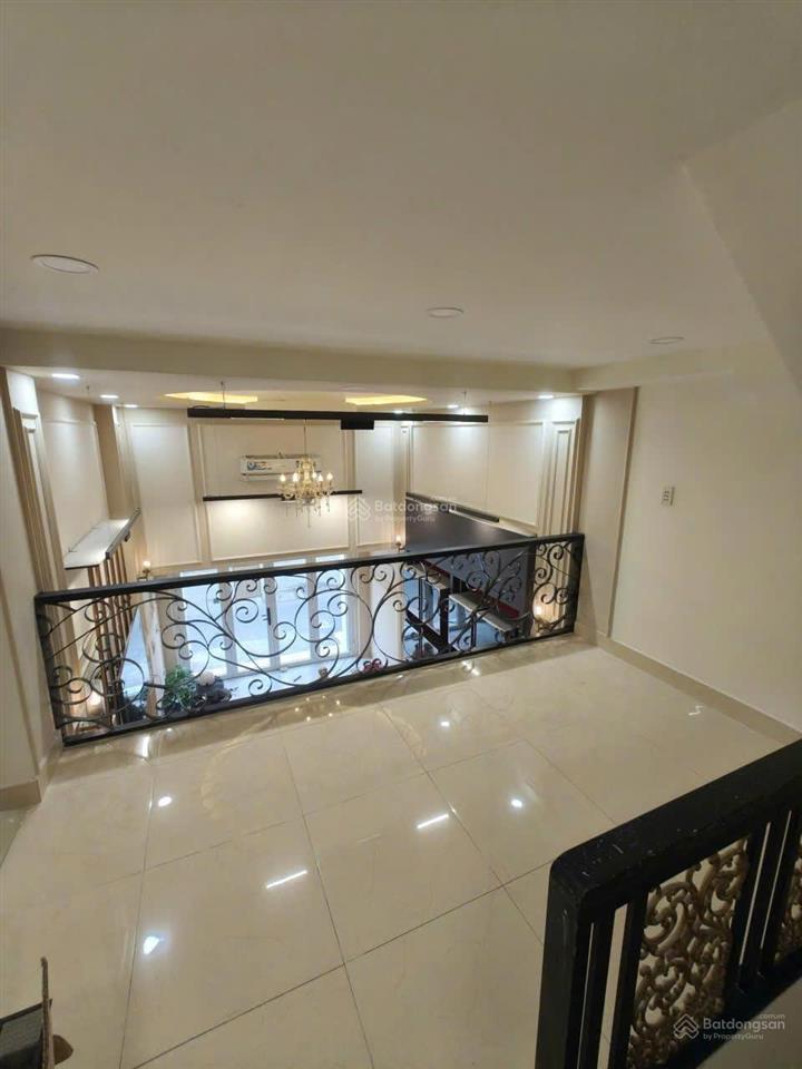 Giảm sâu 1,5 tỷ bán nhà mặt tiền đường số 9, gò vấp  sổ hồng riêng  nở hậu  giá 9,9 tỷ (tl)