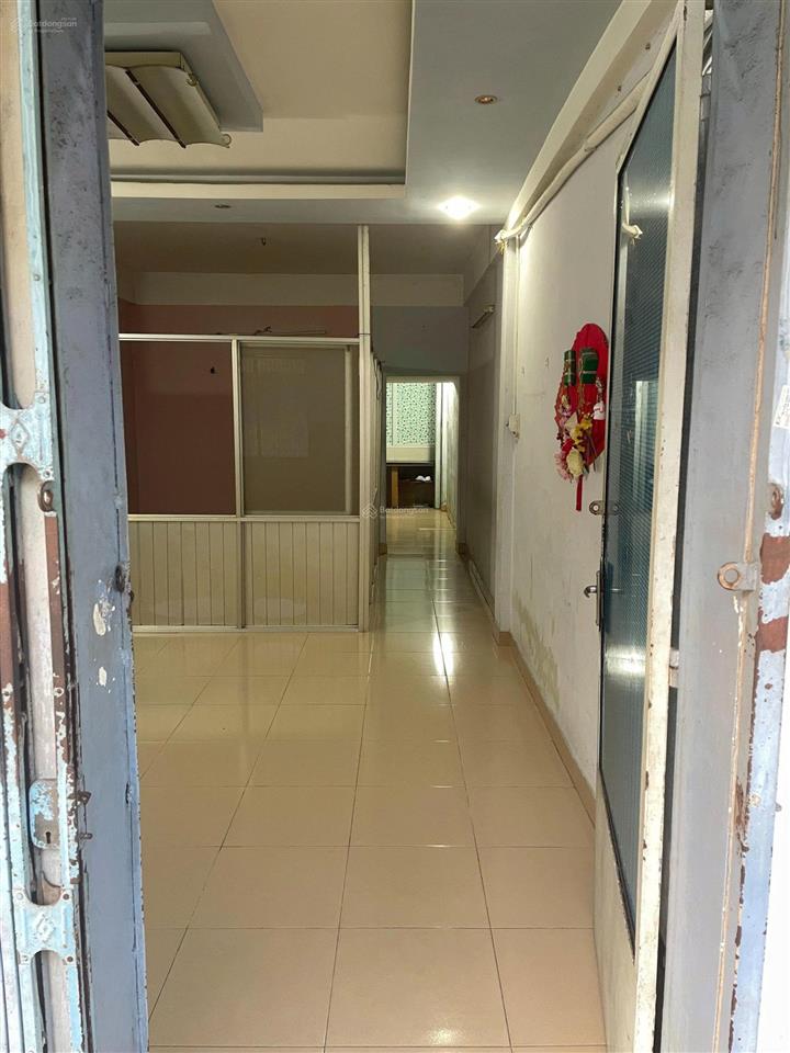 Giảm sâu 400tr bán chung cư trần quang diệu, p13, q3  nhà trống, sổ hồng đầy đủ  giá 2,45 tỷ