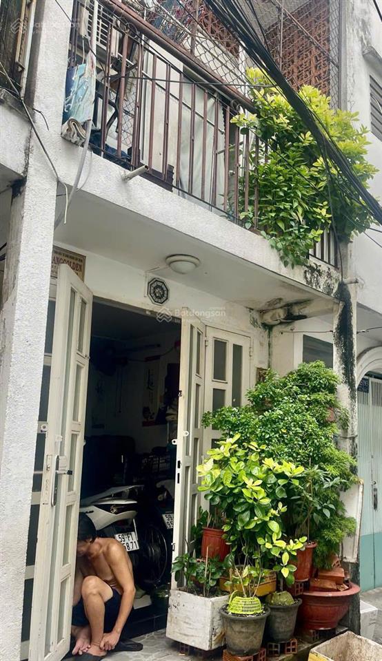 Giảm sâu 1 tỷ nhà ngộp bank đường trần văn đang, p.9, q3  sổ hồng đầy đủ  giá 5,99 tỷ (tl)