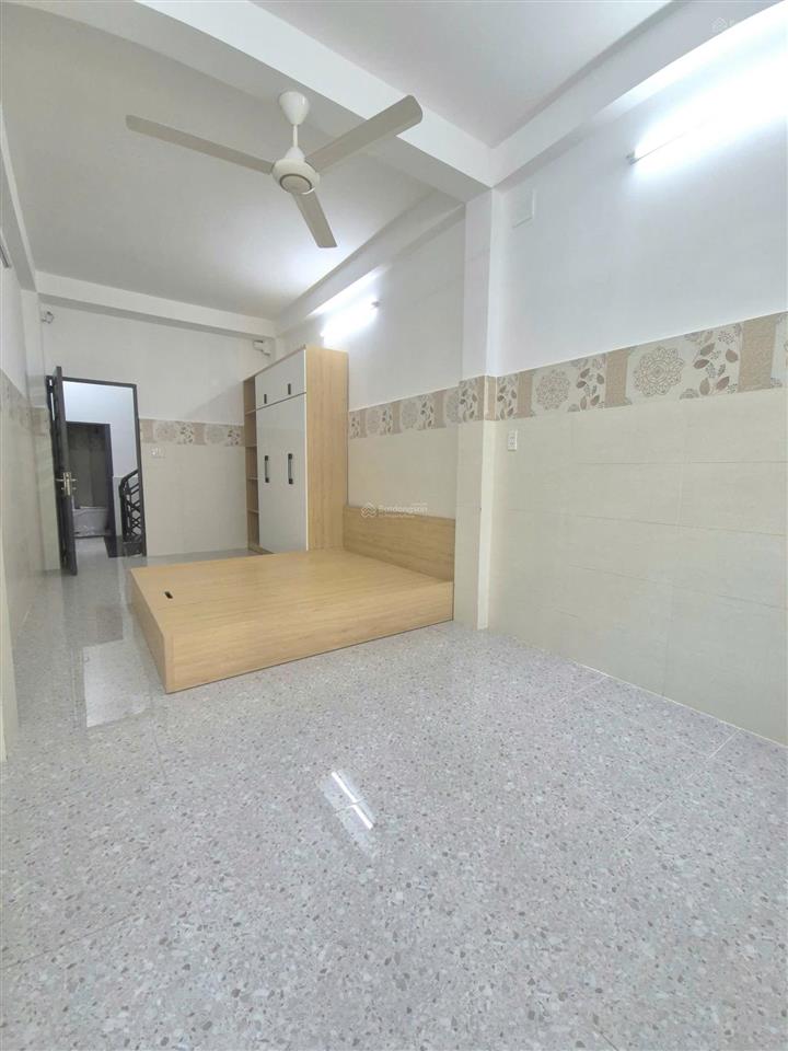 Chủ gấp bán nhà hẻm xe hơi 6m, dtsd 120m2, 3 tầng btct  sổ a4 vuông vức  giá chỉ 4,89 tỷ