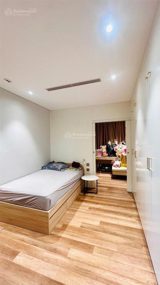 Bán căn hộ chung cư b6 giảng võ golden amor diện tích 105m², 3 phòng ngủ nhà đẹp ở ngay