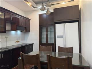 Hàng hiếm cho thuê căn hộ chưng cư 93 lò đúc diện tích 94m2, 2 phòng ngủ, 2 vệ sinh