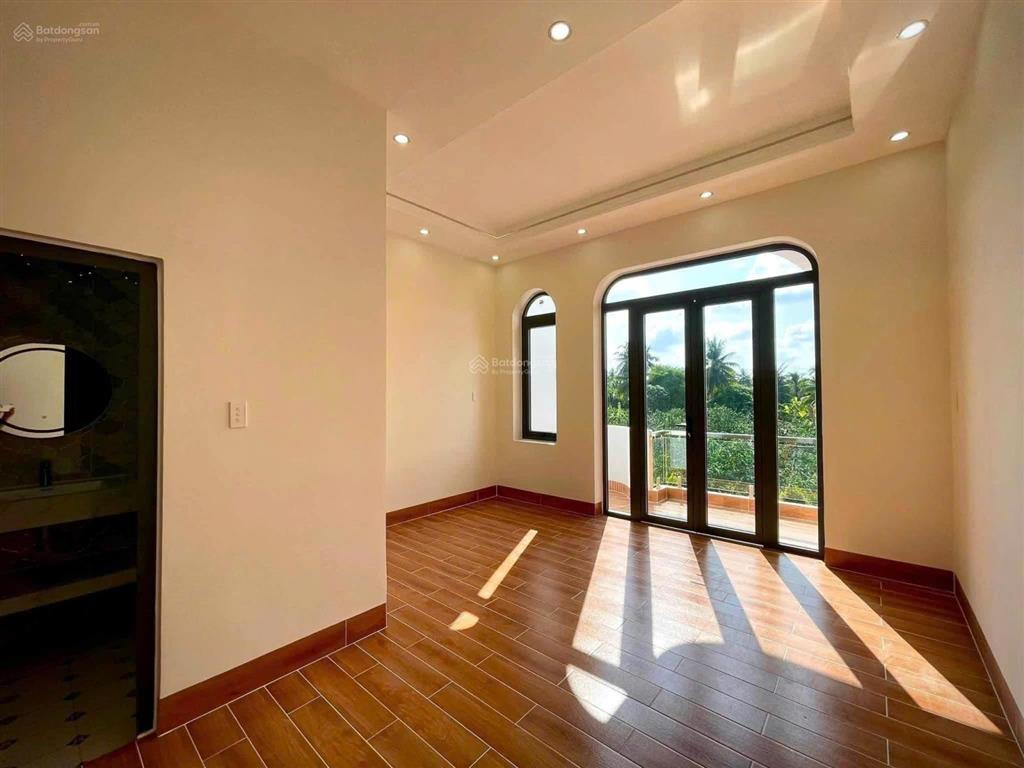 Bán nhà p. phước tân, gần cổng 11  tặng bộ nội thất 80 triệu