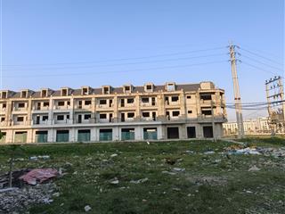 Bán lô đất sát khu đô thị, view vườn hoa tại ấp đồn  yên phong  bắc ninh chỉ 3,xtỷ  2 ô tô tránh