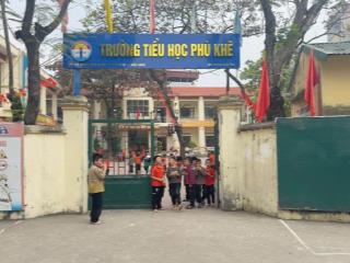 F0 phù khê , từ sơn gần 50m, nằm trung tâm gần công viên, trường học, chợ, hồ điều hoà 1.35 tỷ