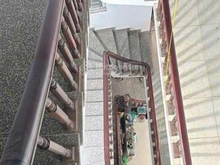 Bán nhà 3 tầng sẵn ở tại khu phố mai động, hương mạc, từ sơn. chỉ 2.4 tỷ