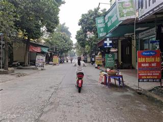 Bán lô đất 70.8m 2 mặt tiền đồng xép hoàn sơn tiên du. nở hậu cực đẹp ô tô vào tận đất. 2.4 tỷ