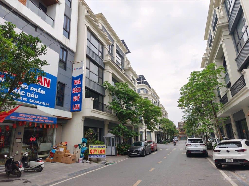 Nhà đất vàng từ sơn 3 tầng cột đồng hồ từ sơn, gần chợ giàu kcn hanaka chỉ hơn 4 tỷ