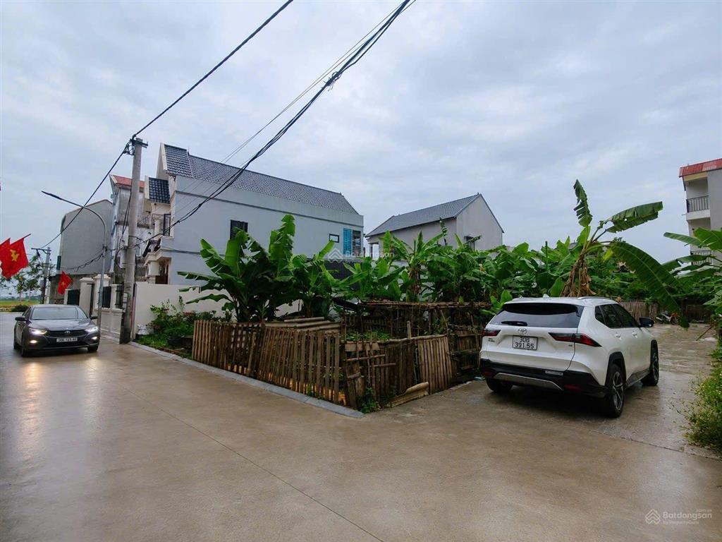 Có thật không ?? nhà 3 tầng xuân nộn , đông anh, ô tô tải vào tận cửa chỉ hơn 3 tỷ xếch vali về ở