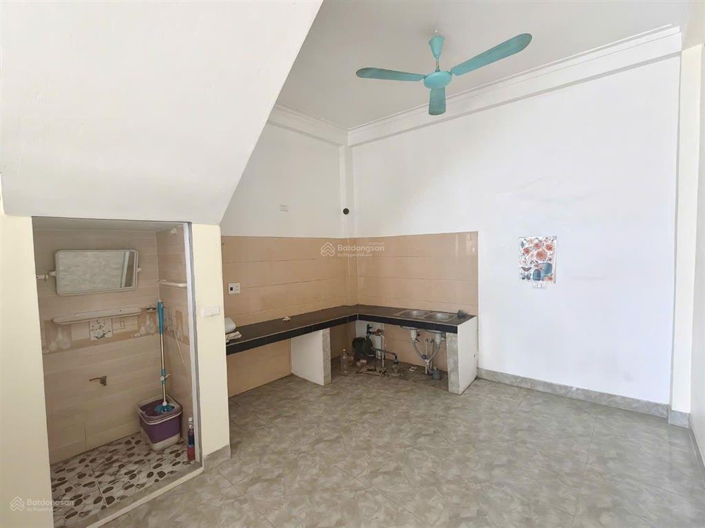 Có thật không ?? nhà 3 tầng xuân nộn , đông anh, ô tô tải vào tận cửa chỉ hơn 3 tỷ xếch vali về ở