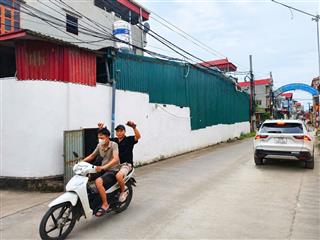 Chủ kẹt tiền bán gấp lô đất đẹp xuân nộn, đông anh 53m2 mặt tiềm gần 6m  chỉ hơn 2 tỷ