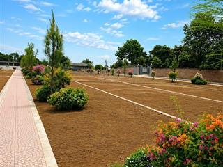 Hàng hiếm phú cát hòa lạc , hà nội 100m2ô tô tránh  hơn 2 tỷ