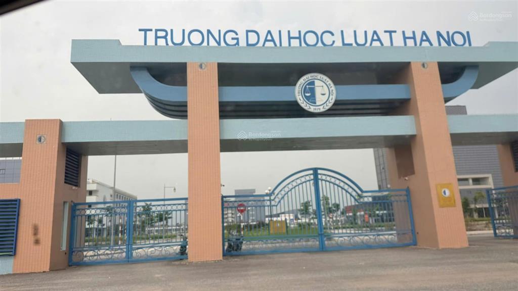 Cẩm giang, đồng nguyên, từ sơn  chỉ 3,7 tỷ  100m ra đại học luật từ sơn  ô tô tránh nhau