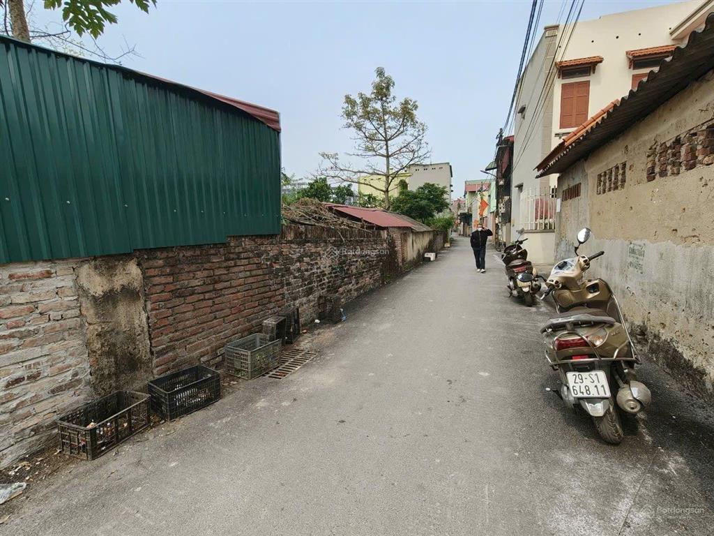 Siêu phẩm 3 mặt tiền lạc nhuế yên phong  85m2  ô tô chạy thông  1,55 tỷ