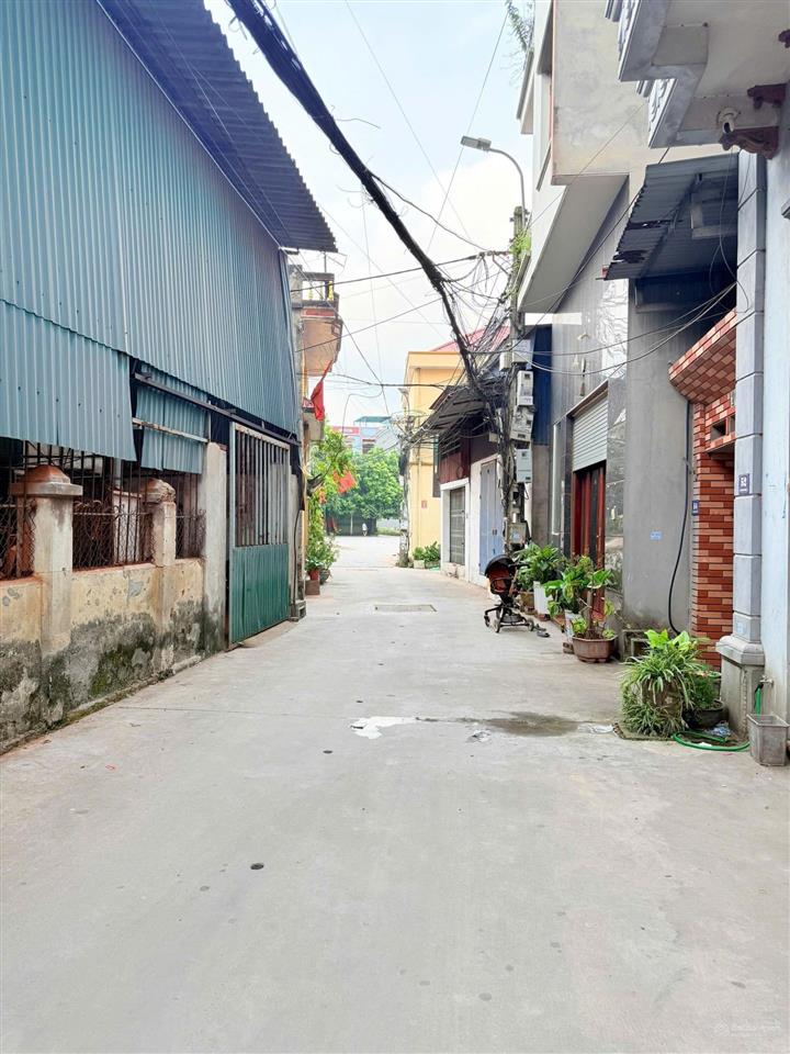 Cắt lỗ lô góc đẹp 43m2 ngay công viên nguyễn văn cừ, phù khê, từ sơn  1,28 tỷ