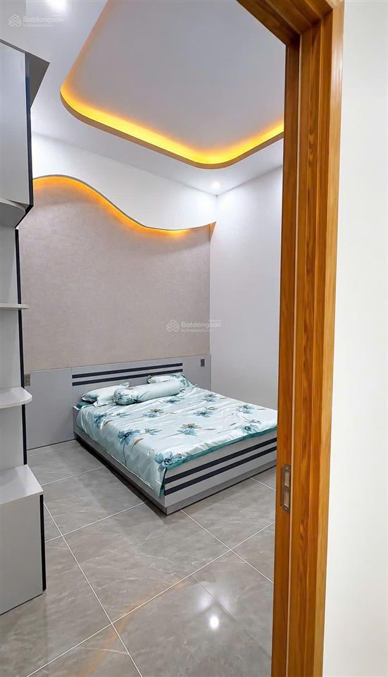 Nhà 3 tầng mới xịn đét mặt tiền rộng 6,5m phù khê, sát vách thư lâm hà nội