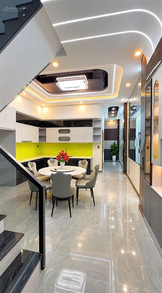 Nhà 3 tầng mới xịn đét mặt tiền rộng 6,5m phù khê, sát vách thư lâm hà nội