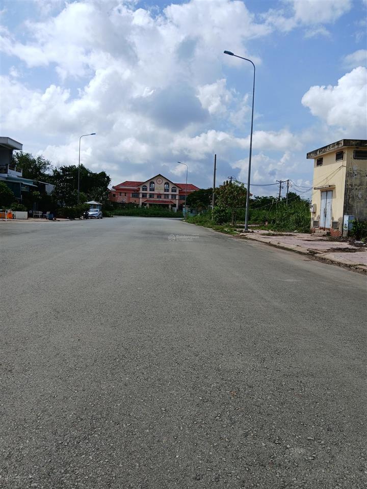 Đất kdc 28ha nhơn đức nhà bè. 5x24m, giá 3.650 tỷ