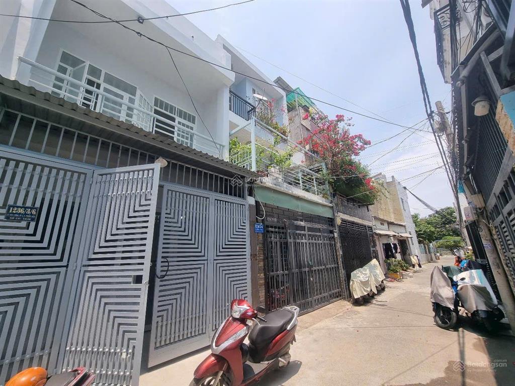 Bán nhà 2 tầng hẻm 1236 lê văn lương phước kiển