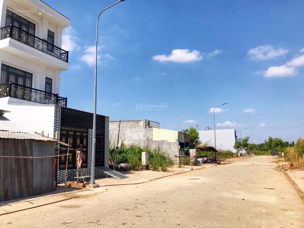 Bán đất biệt thự view công viên chung cư bộ công an  khu 28ha nguyễn bình giá 29.5tr/m2