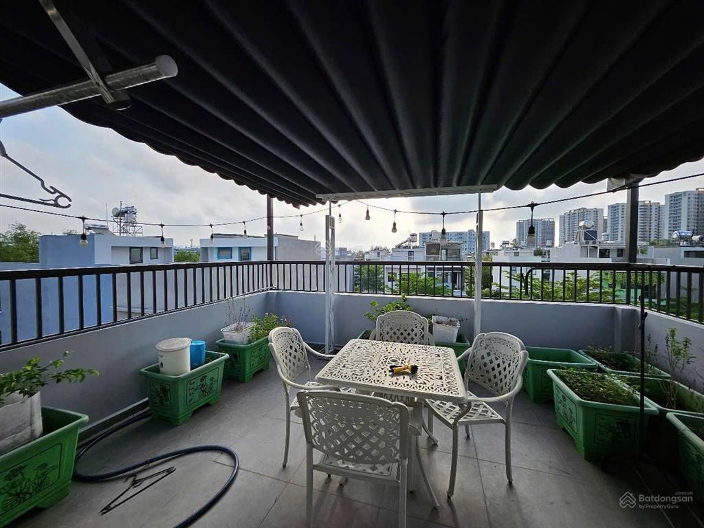 Chỉ 10,5 tỷ sở hữu nhà phố đảo valora 5x20m , 1 trệt 2 lầu 1 tum