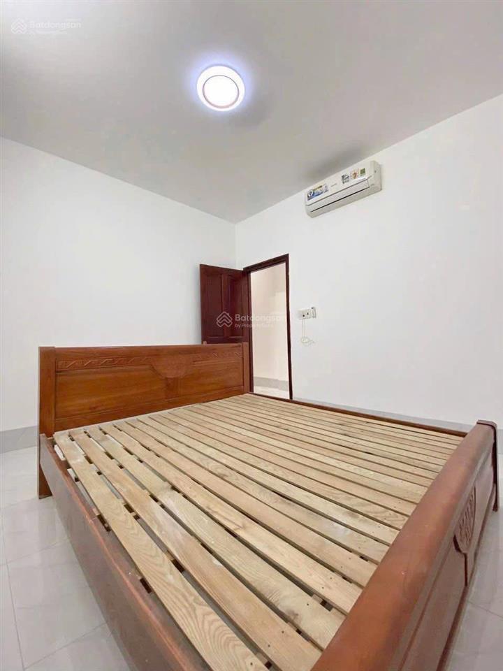 Nhà không hợp phong thuỷ  nên cần bán gấp  sát bên vòng xoay an lạc