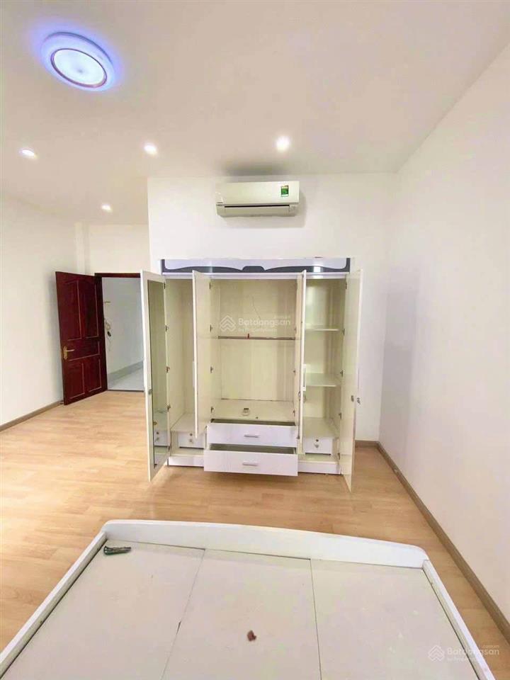 Nhà không hợp phong thuỷ  nên cần bán gấp  sát bên vòng xoay an lạc