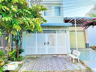 Nhà không hợp phong thuỷ  nên cần bán gấp  sát bên vòng xoay an lạc