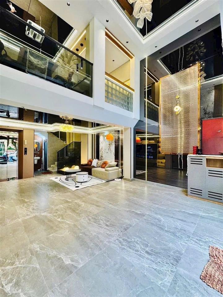 Bán nhà mặt phố tại nguyễn văn lượng, 12,9 tỷ, 53m2, hàng hiếm giá phù hợp thị trường