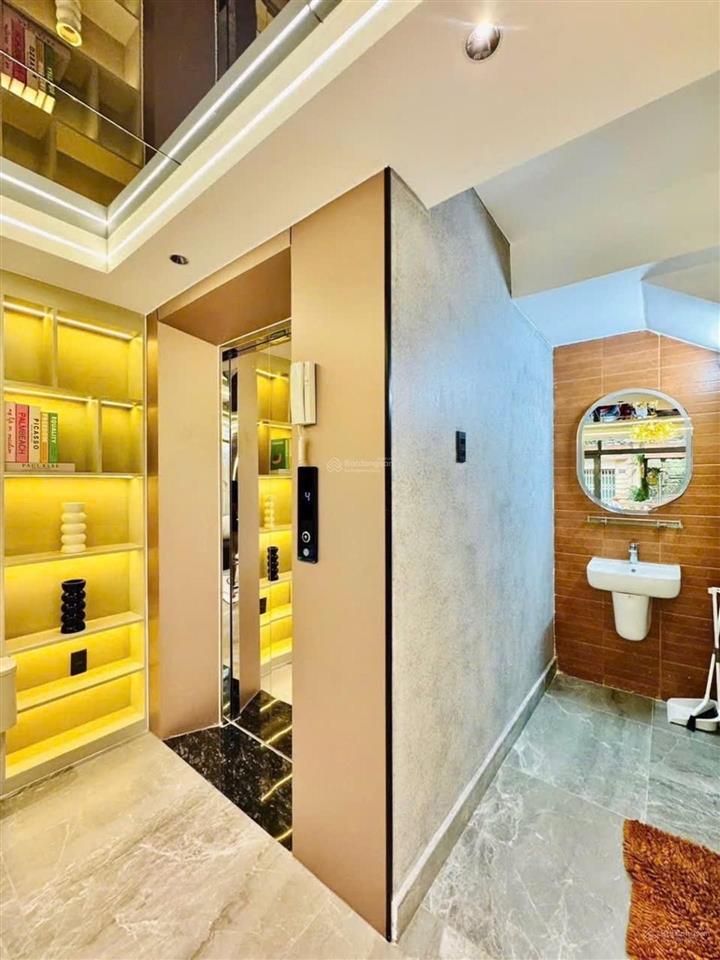 Bán nhà mặt phố tại nguyễn văn lượng, 12,9 tỷ, 53m2, hàng hiếm giá phù hợp thị trường