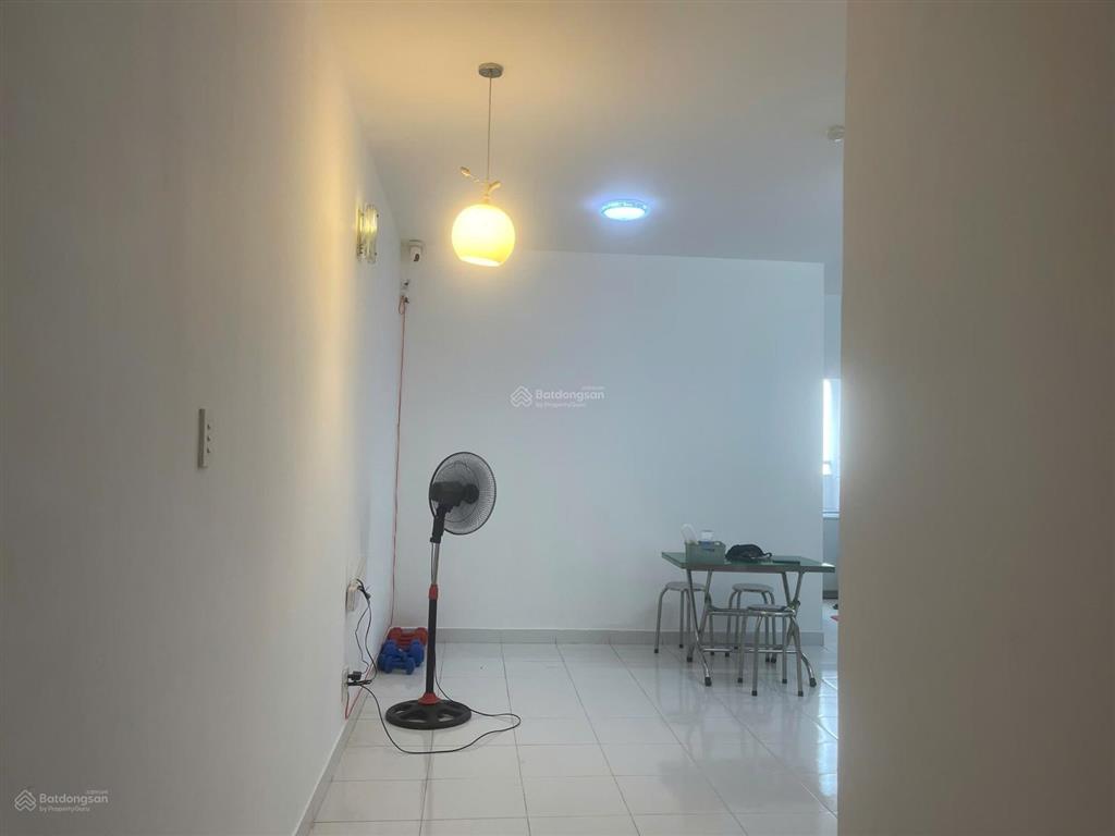 Cho thuê căn hộ 2pn, 1wc, 52m2, giá 5,5 triệu ở hqc hóc môn