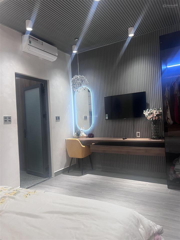 Cần bán biệt thự đơn lập ở thới tam thôn 14, hóc môn