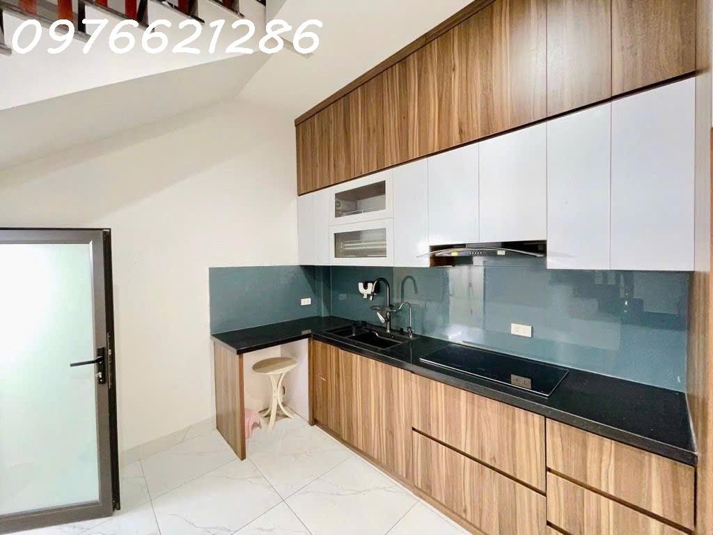 🔥 SIÊU HIẾM – HOA LÂM- LONG BIÊN – 35M2 – 5 TẦNG – LÔ GÓC – FULL NỘI THẤT – 9 TỶ (TL)