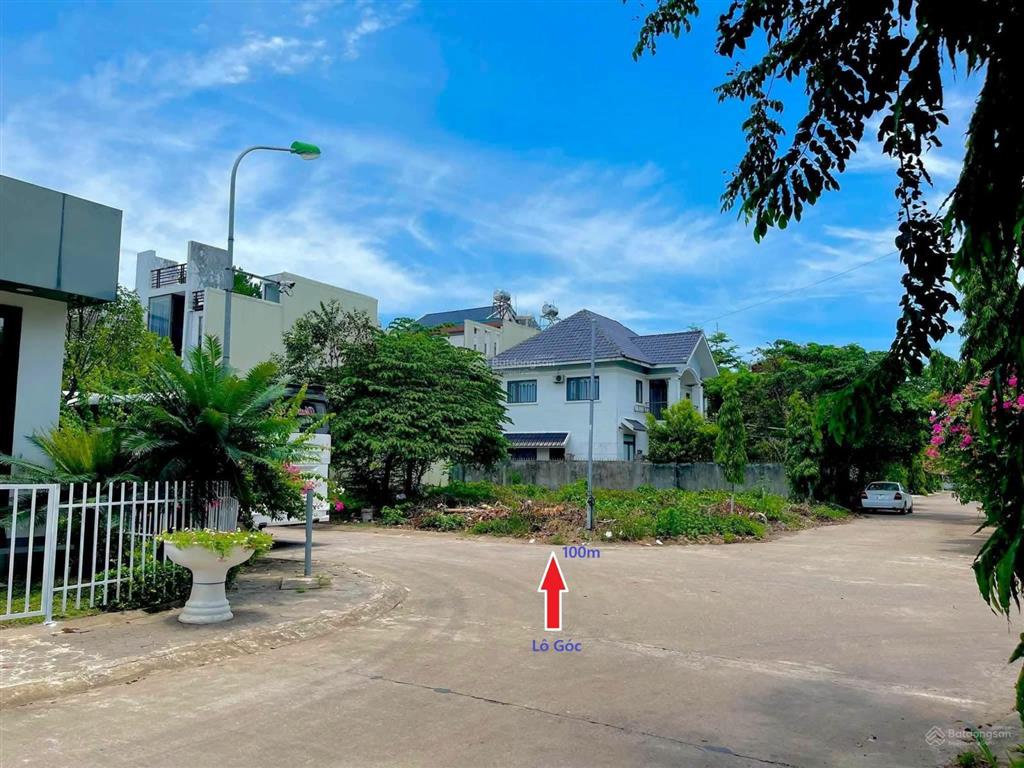 Bán cắt lỗ mảnh đất ở hạ bằng gần tổ hợp các trường đại học