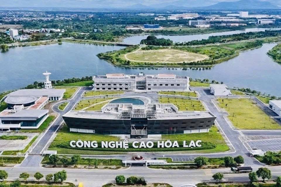 Ngộp bank gia đình cần bán gấp mảnh đất ở phú cát di chuyển 5 phút tới khu công nghệ cao hòa lạc