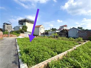 Chính chủ cần bán gấp mảnh đất phú cát, hà nội gần mặt đường trục chính, gần quốc lộ 21 mở rộng 80m