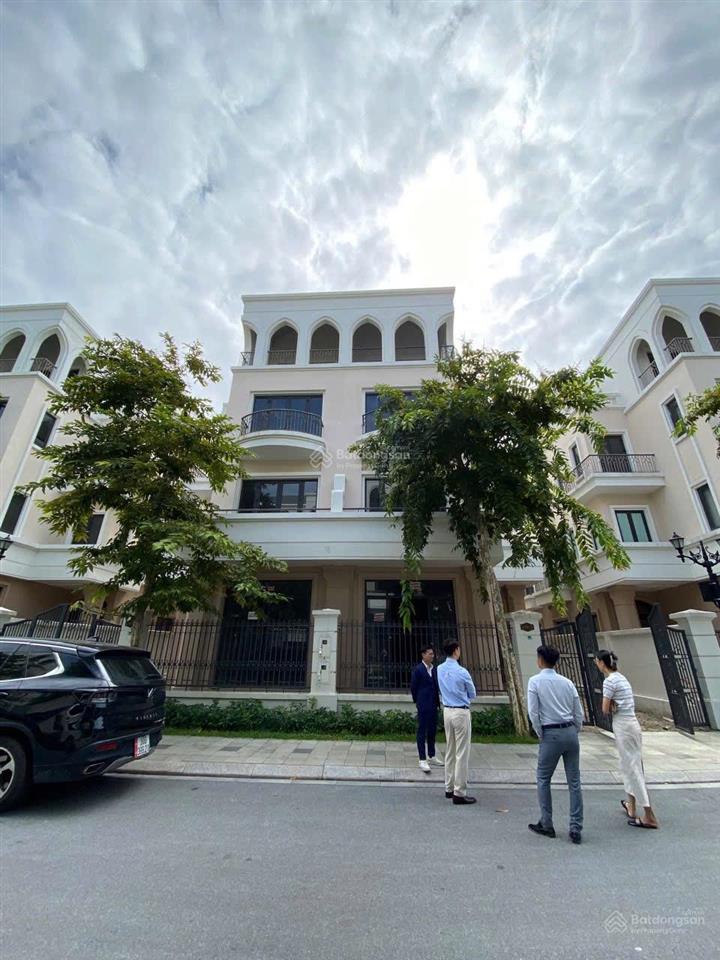 Nổi bật biệt thự tứ lập cọ xanh gần công viên giá 14,3 tỷ vinhomes ocean park 2