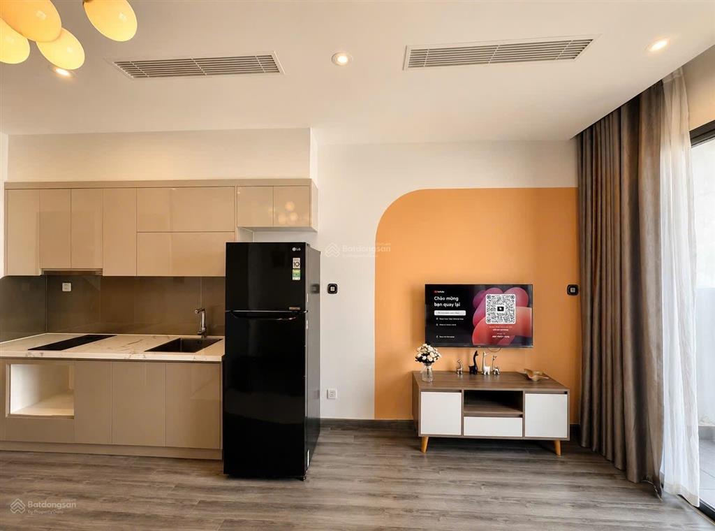Cần tiền bán gấp căn studio giá hơn 1,8 tỷ hướng mát, có hỗ trợ vay