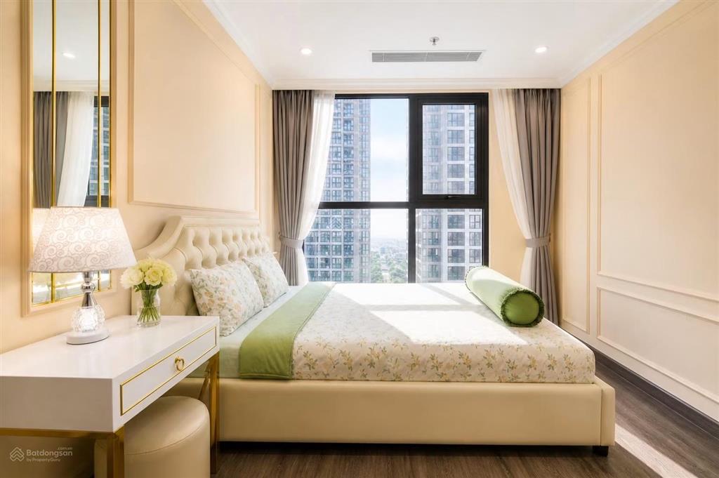 Không gồng được ngân hàng bán gấp căn 1 pn đẹp 2 ban công hướng đông nam giá hơn 2.6 tỷ