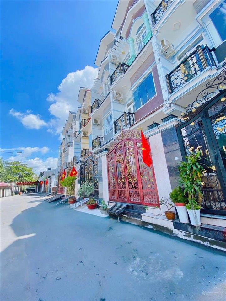 Nhỉnh 5đ nhà đẹp 4 tầng có st, 56m2, an dương vương, p 16, q8, hcm  ko lộ giới ko quy hoạch