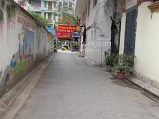 Bán nr 2pn, 1wc, nguyễn văn cừ, p. gia thụy, q. long biên. không qua trung gian.
