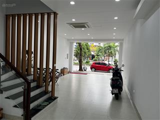 Cho thuê mặt bằng kinh doanh tầng 1, trục chính (đường trước nhà 30m) đường đôi kđt vân canh