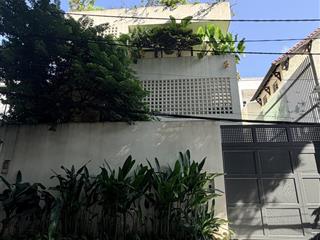 Cho thuê bt 5pn giá tốt 135 triệu, 296m2 tại nguyễn văn hưởng, thảo điền, thủ đức