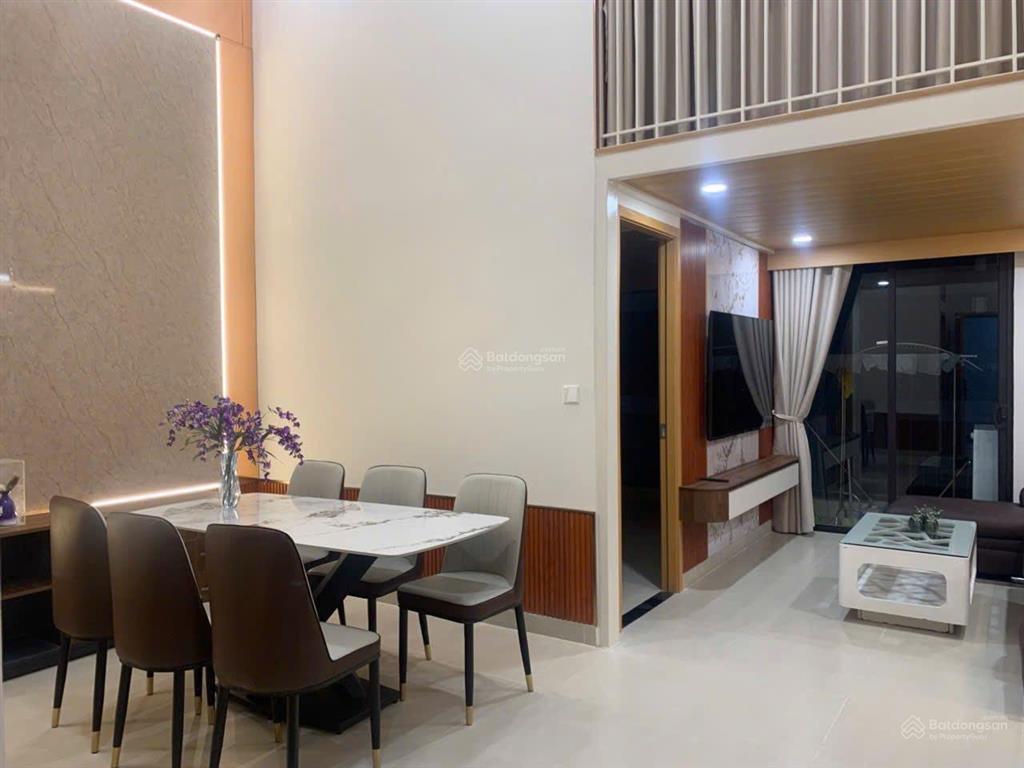 Quỹ cuối tòa p16 căn 1br + tầng 6  8 chỉ 1,7 tỷ vị trí đẹp nhất sun urban city