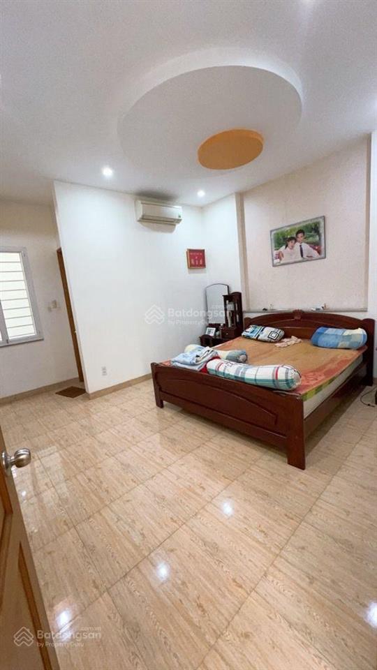 Nhà đẹp phước long a 1 trệt 2 lầu sân xe hơi vị trí cực đẹp