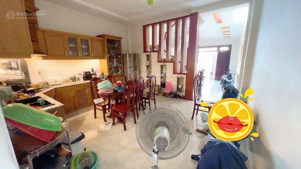 Nhà đẹp phước long a 1 trệt 2 lầu sân xe hơi vị trí cực đẹp