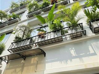 Nhà phường yên hoà cầu giấy  49m 5 tầng thang máy  ô tô qua cửa 12.5 tỷ