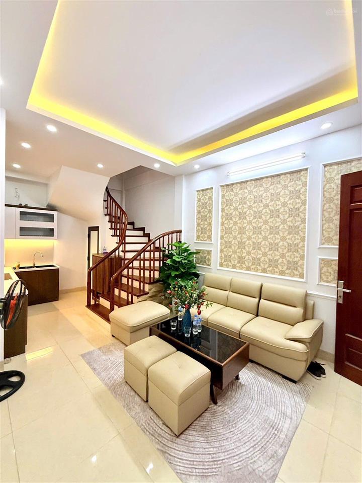 Lô góc pháo đài láng  31/35m2  mt 4,2m  9,5 tỷ