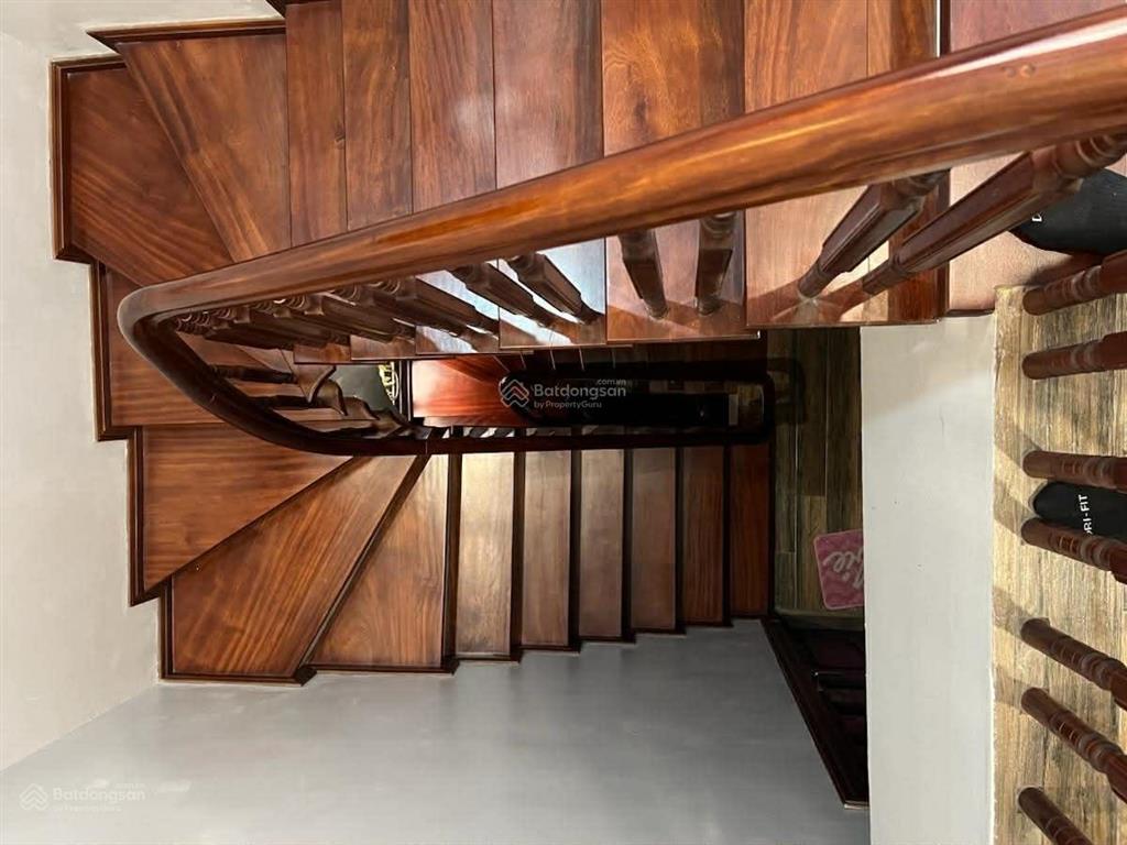 Nhà 60m2 pháo đài láng sát nguyễn chí thanh mt 5.3m  18,5 tỷ